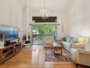 MLS #CV25230392 image #0