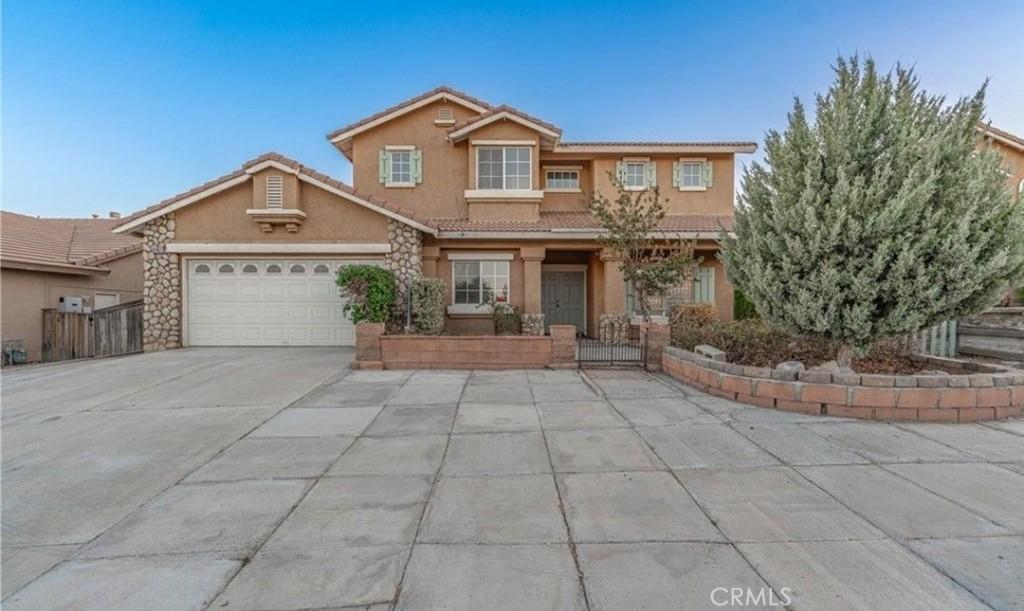 MLS #CV25232142 image #0