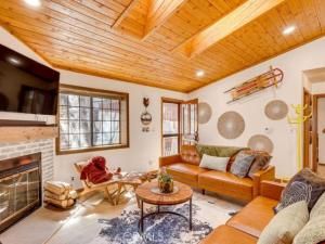 MLS #CV25235560 image #0