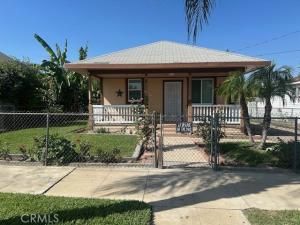 MLS #CV25236301 image #0