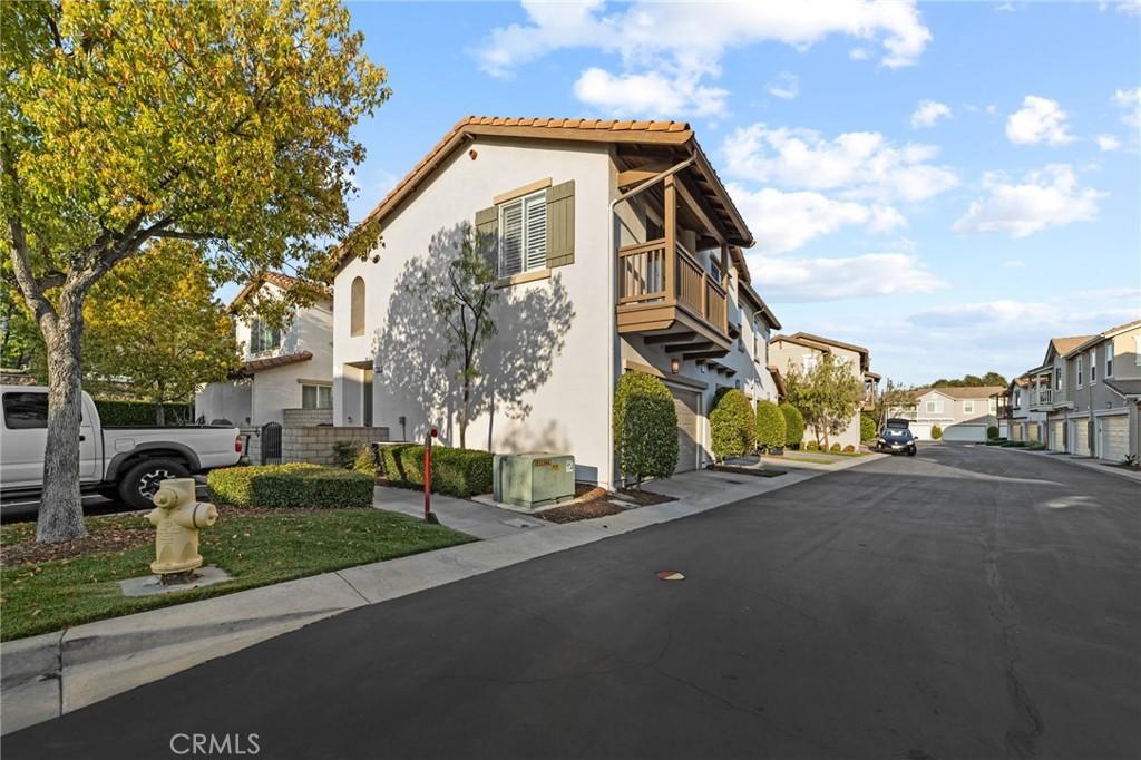 MLS #CV25236413 image #0