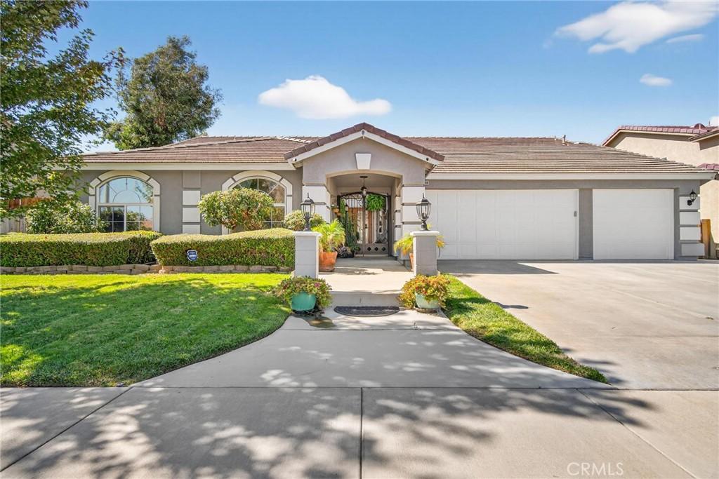 MLS #CV25236890 image #0