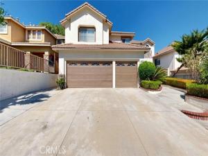 MLS #CV25237556 image #0