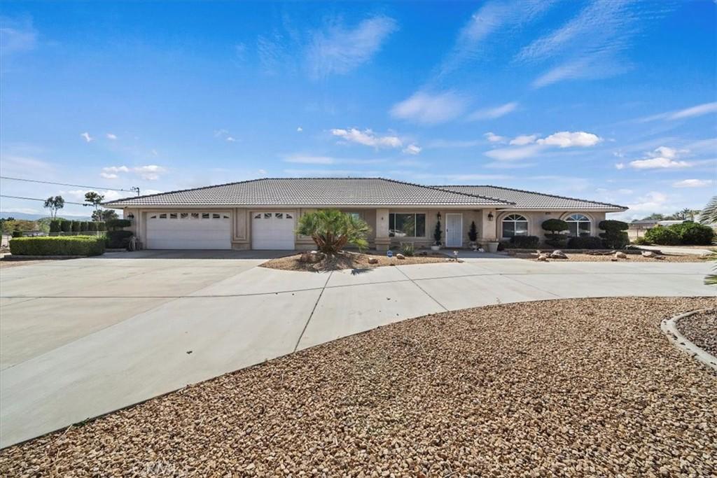 MLS #CV25238789 image #0