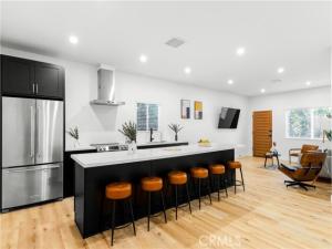 MLS #CV25242223 image #0