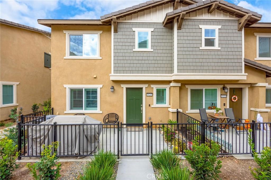 MLS #CV25243675 image #0