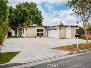 MLS #CV25245775 image #0