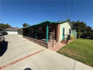 MLS #CV25249311 image #0