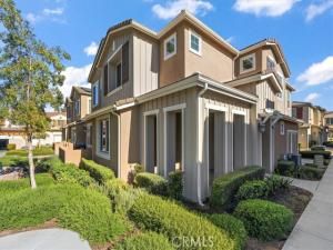 MLS #CV25251018 image #0