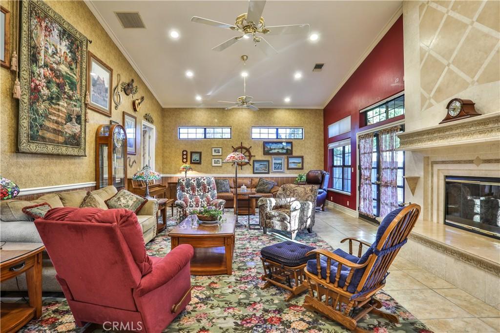 MLS #CV25251527 image #0