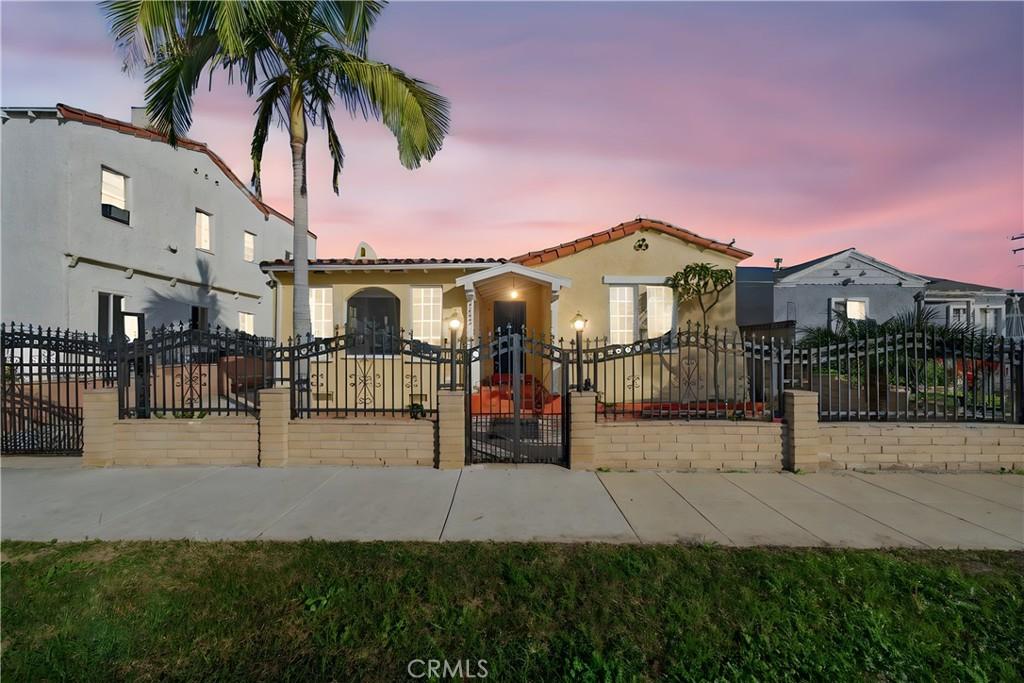 MLS #CV25252104 image #0