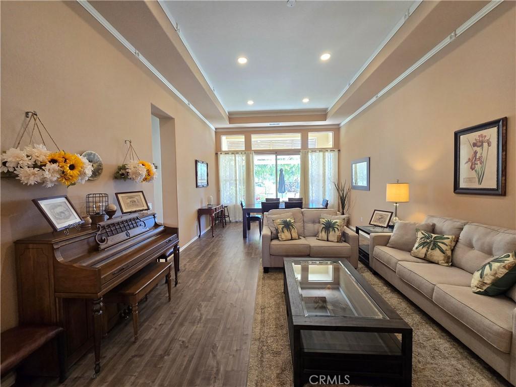 MLS #CV25257272 image #0