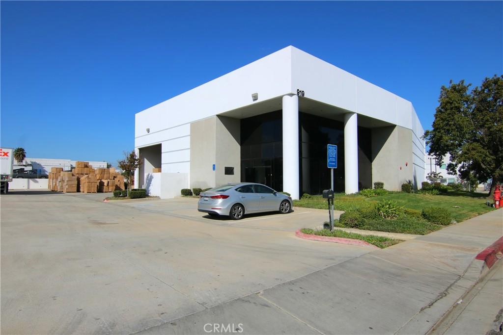 MLS #CV25257760 image #0