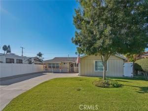 MLS #CV25259069 image #0