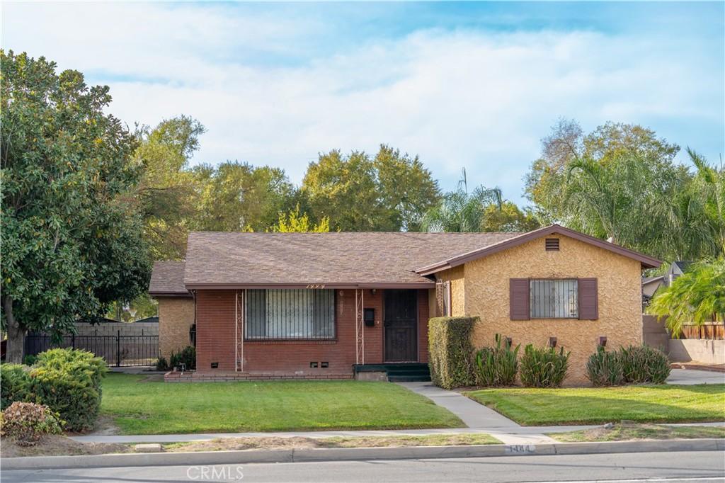 MLS #CV25259305 image #0