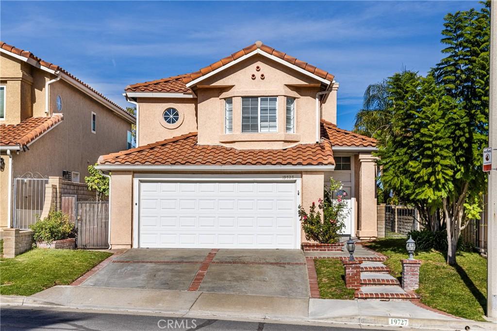 MLS #CV25259460 image #0