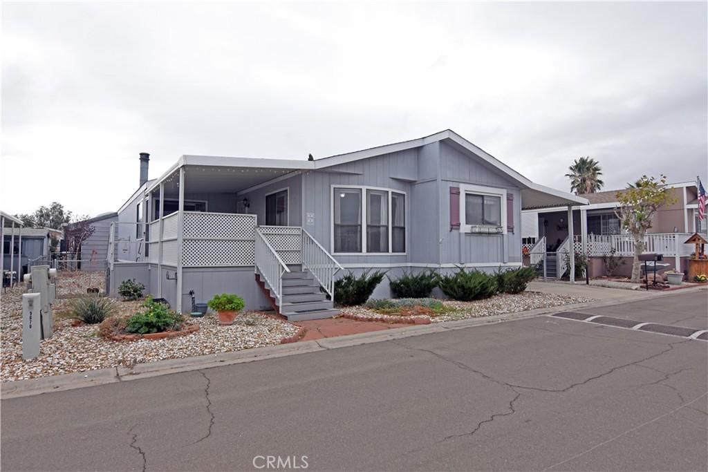 MLS #CV25261947 image #0