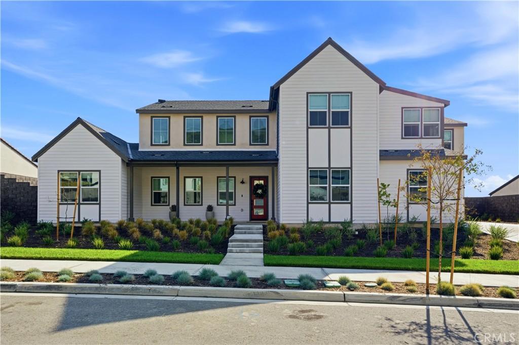 MLS #CV25262367 image #0