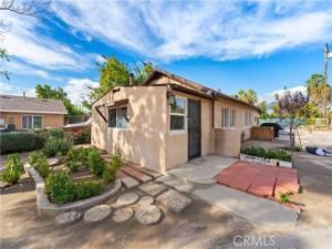 MLS #CV25265208 image #0