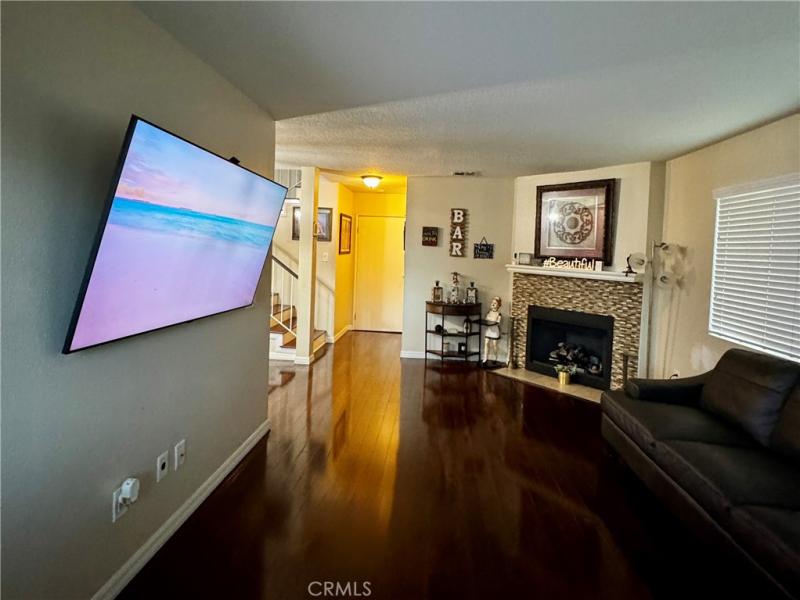 MLS #CV25265361 image #0