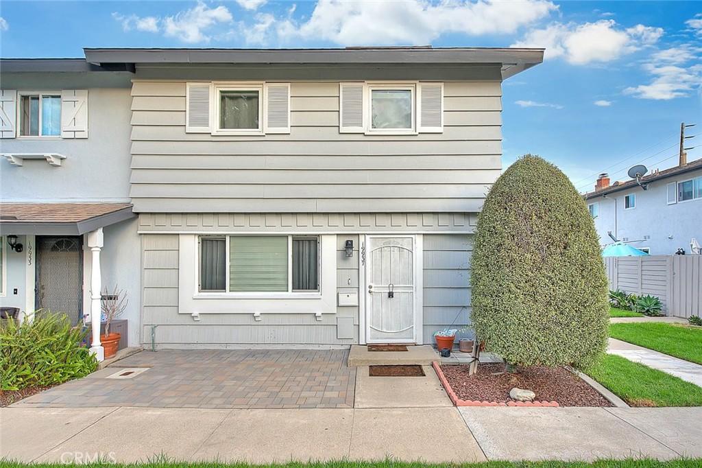 MLS #CV25266838 image #0