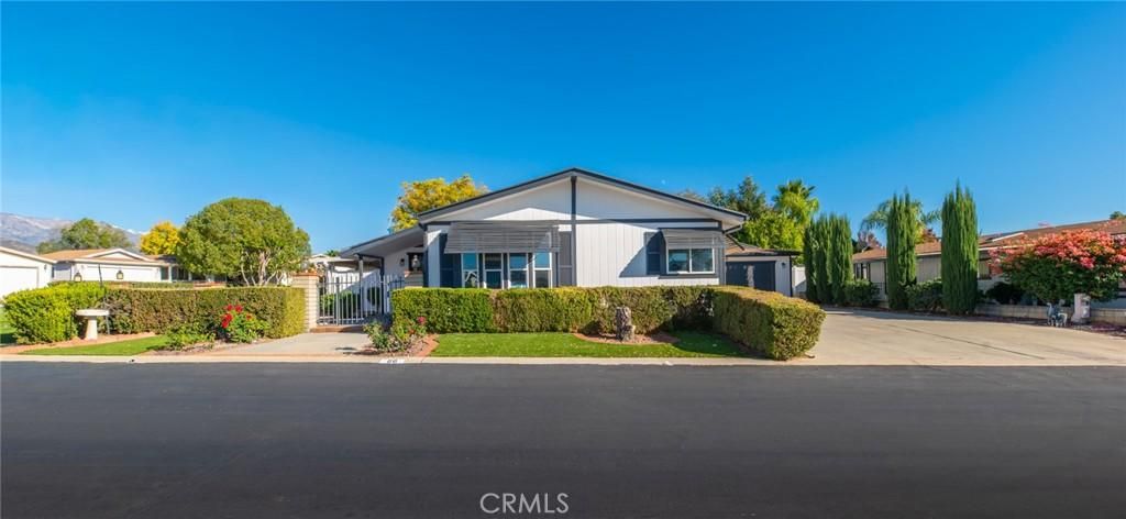 MLS #CV25267327 image #0