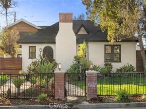 MLS #CV25268332 image #0