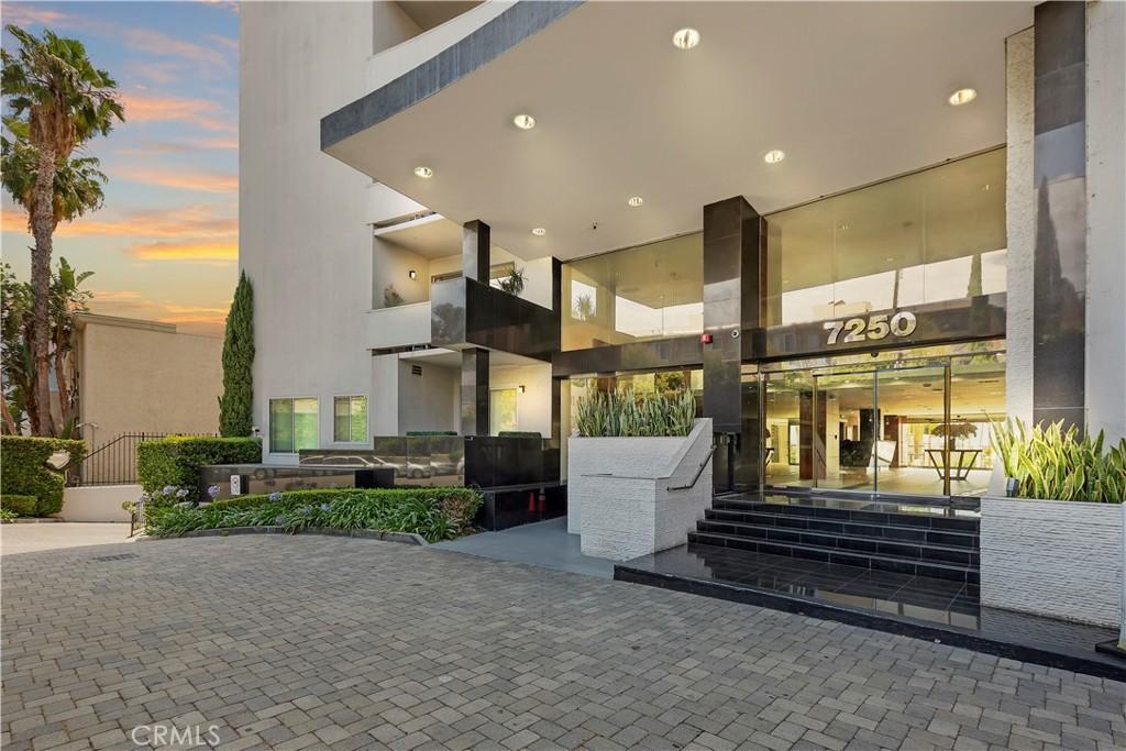 MLS #CV25268521 image #0