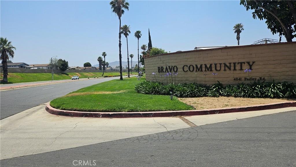 MLS #CV25270279 image #0