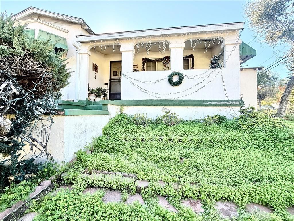 MLS #CV25271032 image #0