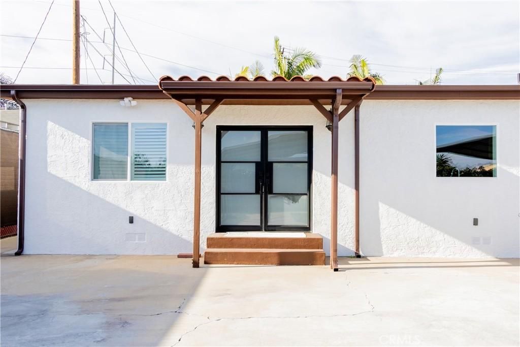 MLS #CV25271189 image #0