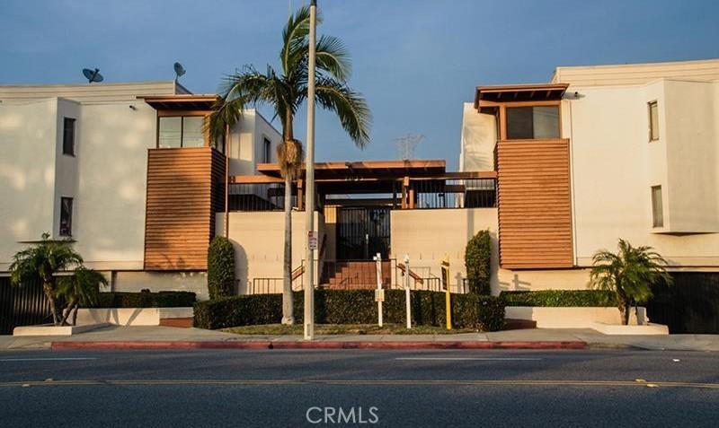 MLS #CV25272991 image #0