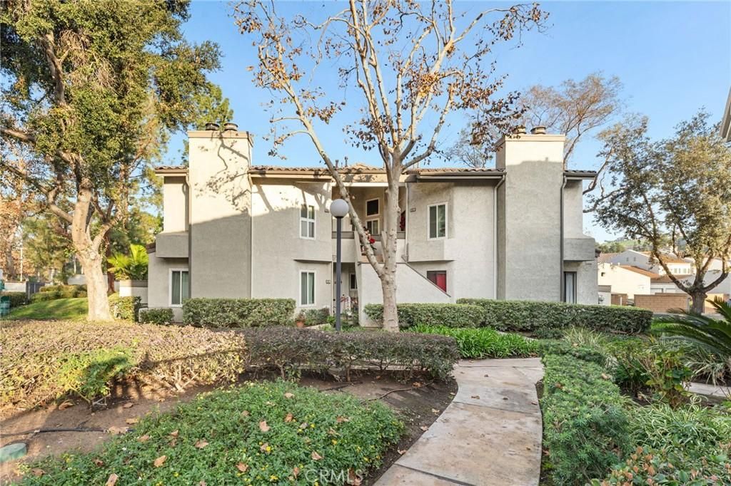 MLS #CV25275362 image #0