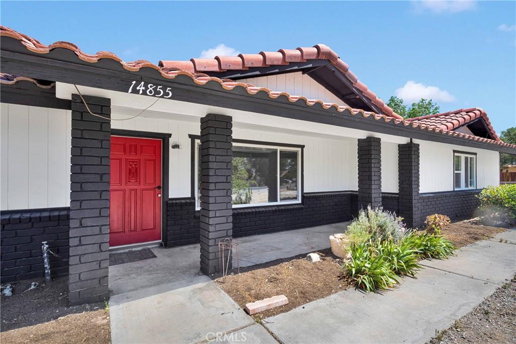 MLS #CV25275478 image #0