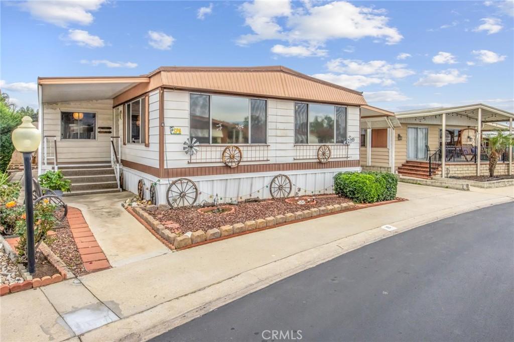 MLS #CV25280197 image #0