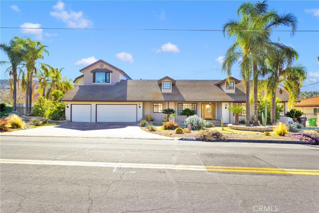 MLS #CV26000428 image #0