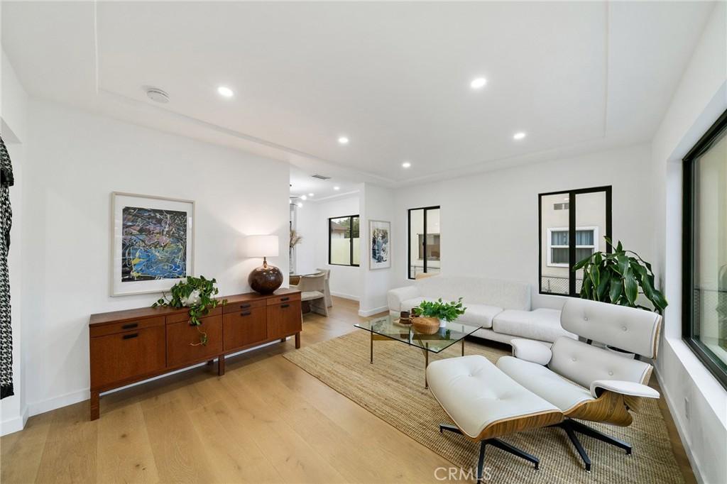 MLS #CV26001246 img 0