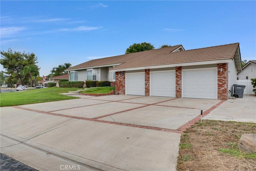 MLS #CV26001731 image #0