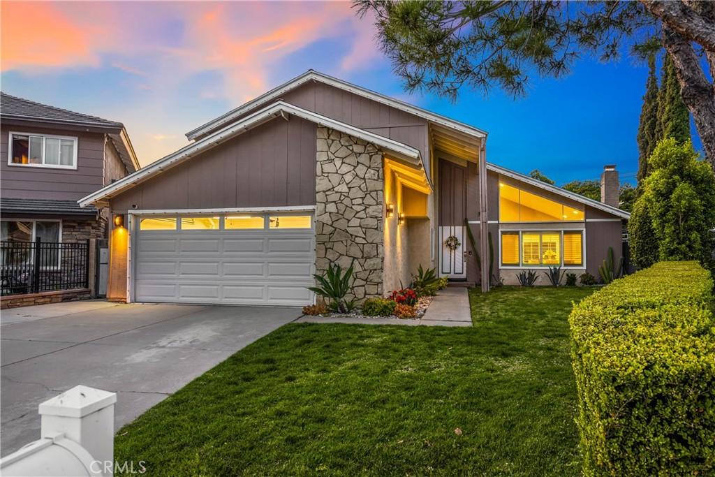 MLS #CV26007339 image #0