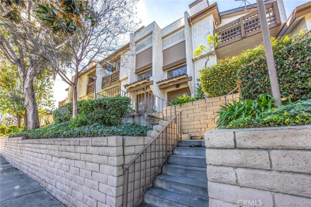 MLS #CV26014929 image #0