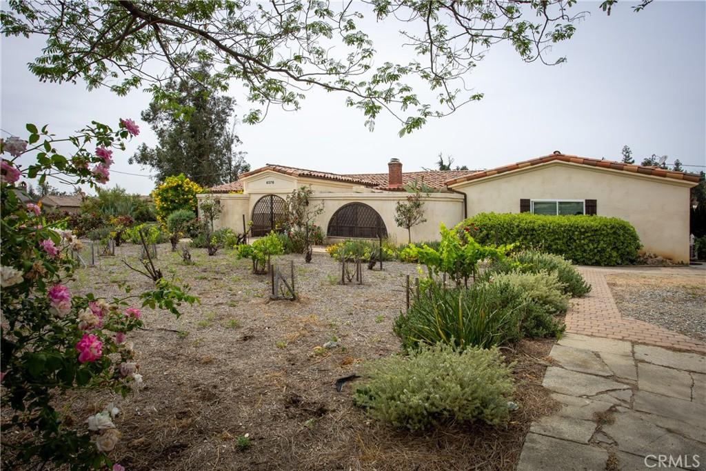 MLS #CV26069404 image #0