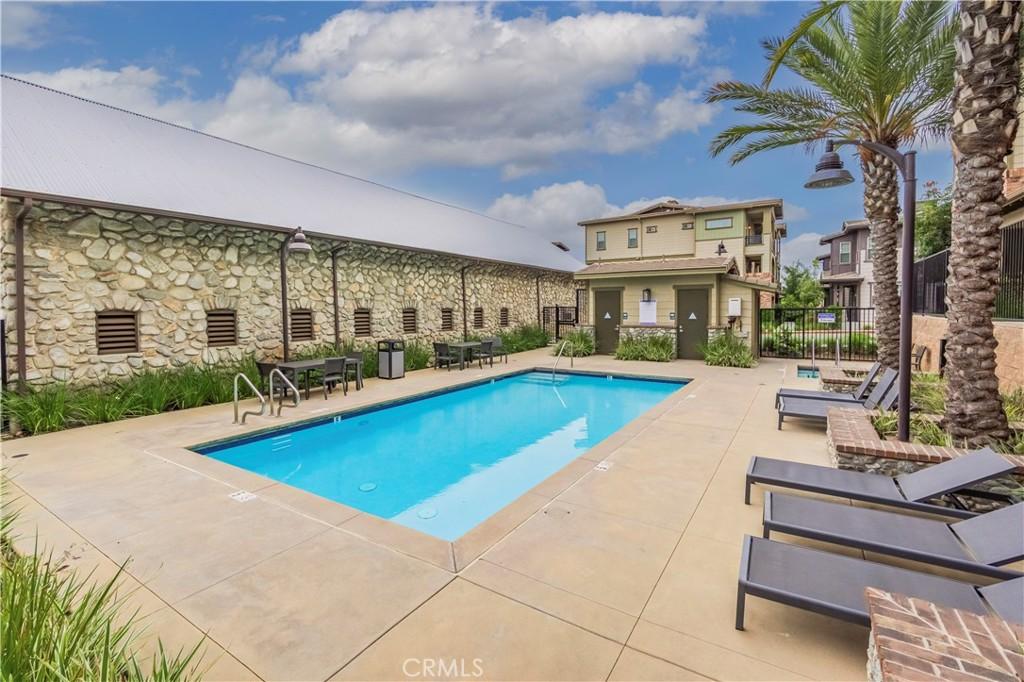 MLS #CV26069644 image #0