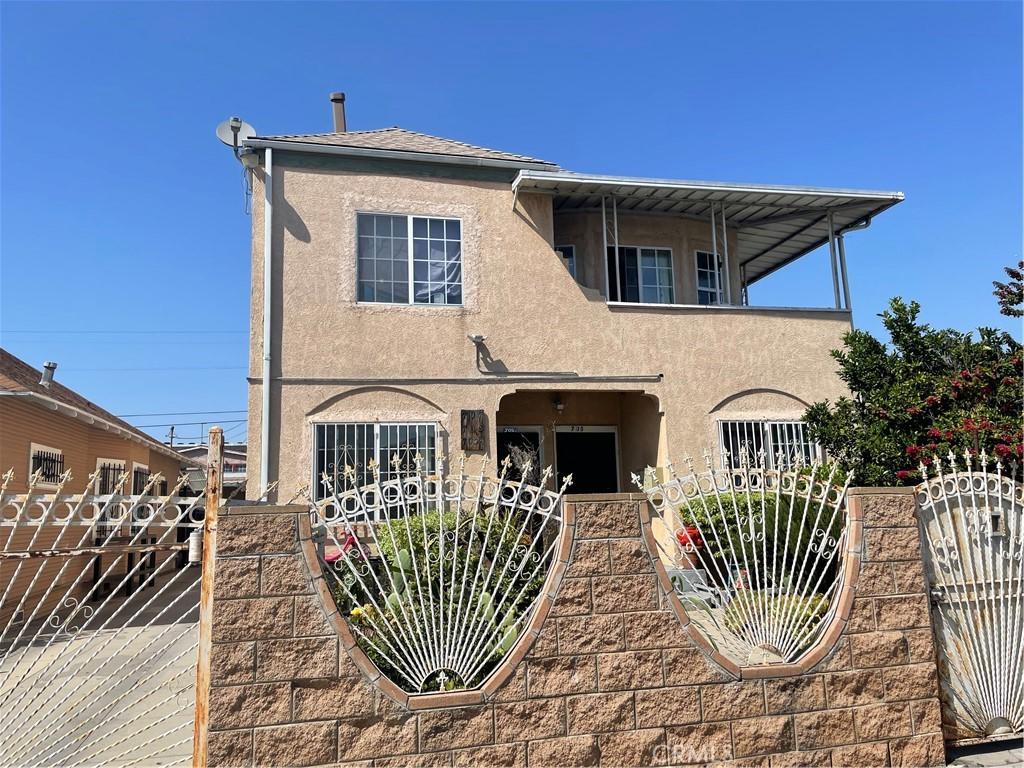 705 W 41ST DR Los Angeles CA 90037 | MLS #CV26097651 45 MLS #CV26097651 image #0