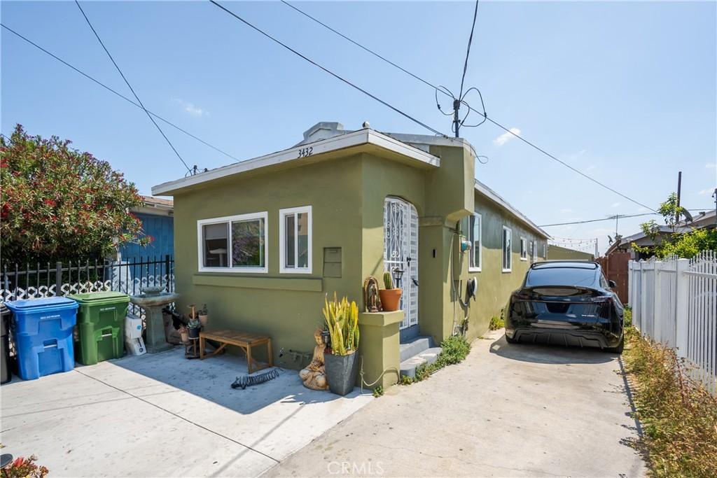 3432 Arlington Los Angeles CA 90018 | MLS #CV26100487 45 MLS #CV26100487 image #0