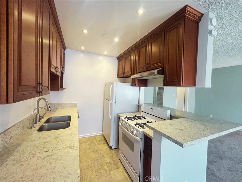 MLS #CV26100595 image #0