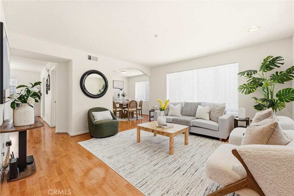 MLS #CV26118399 image #0