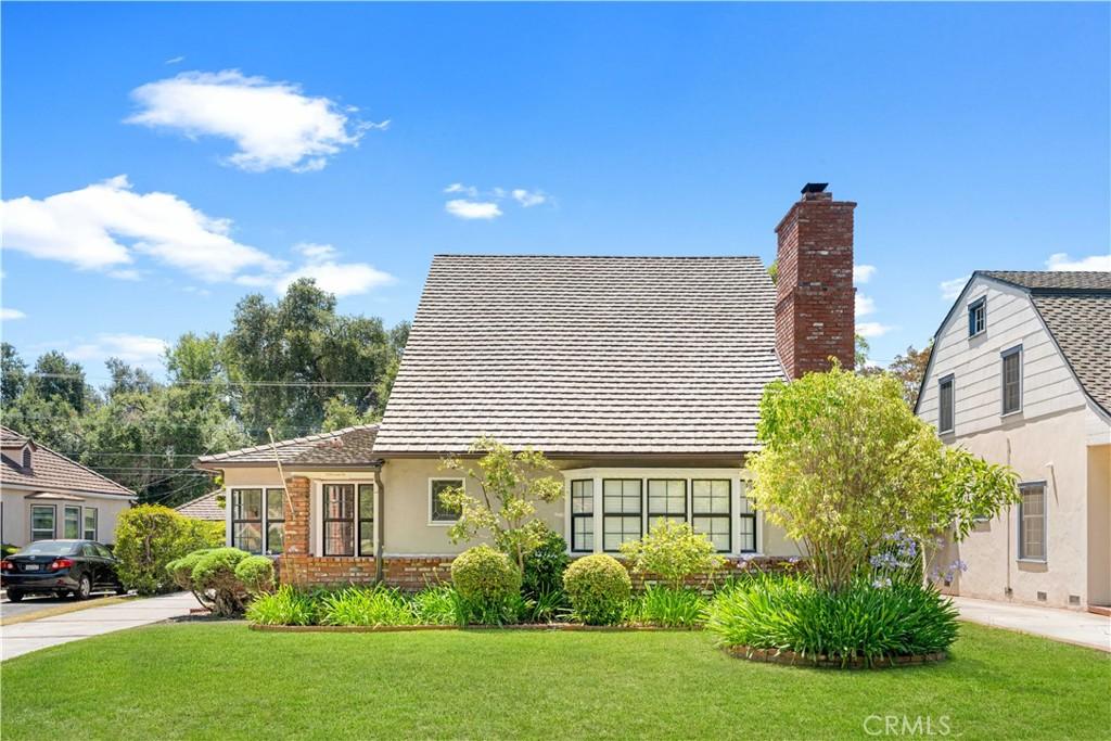 MLS #CV26119200 image #0
