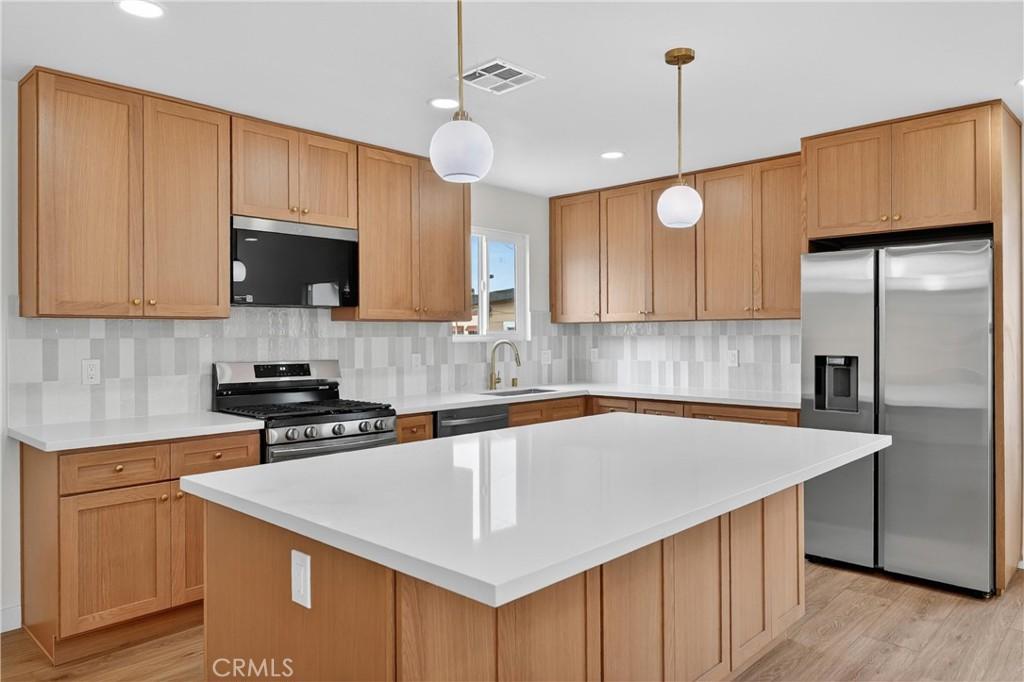 MLS #CV26136016 image #0