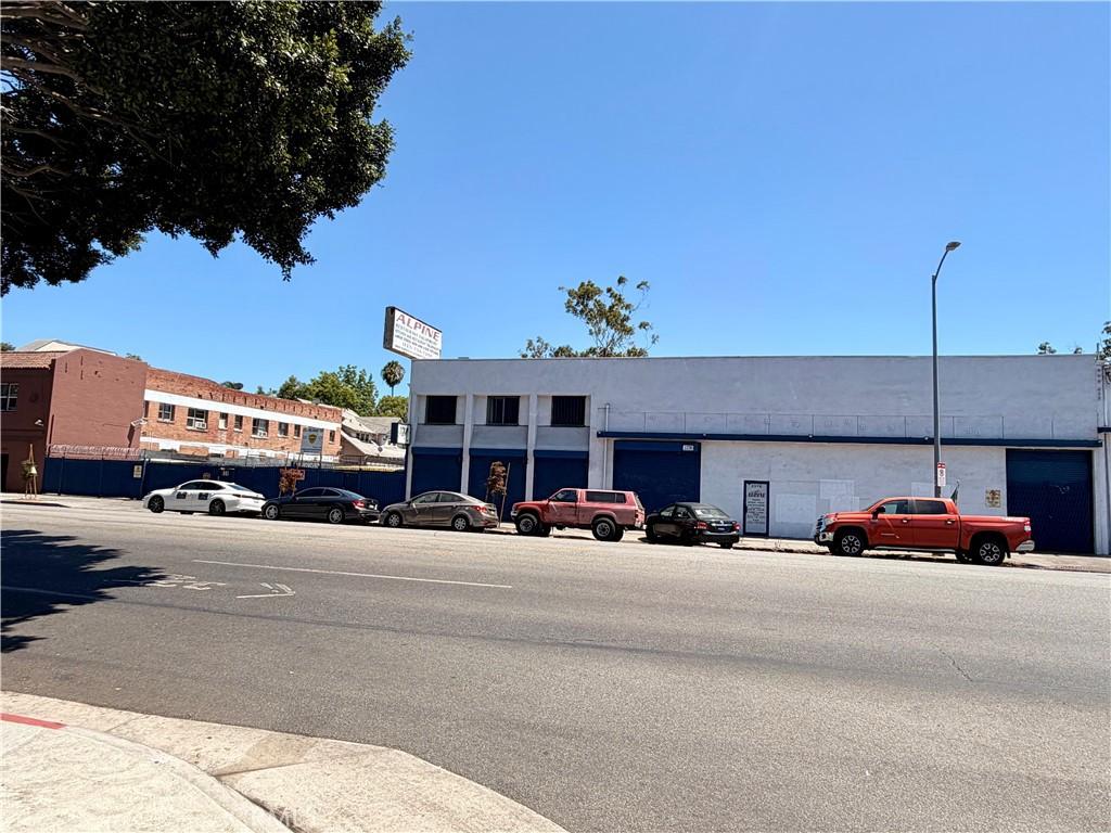 MLS #CV26141616 image #0
