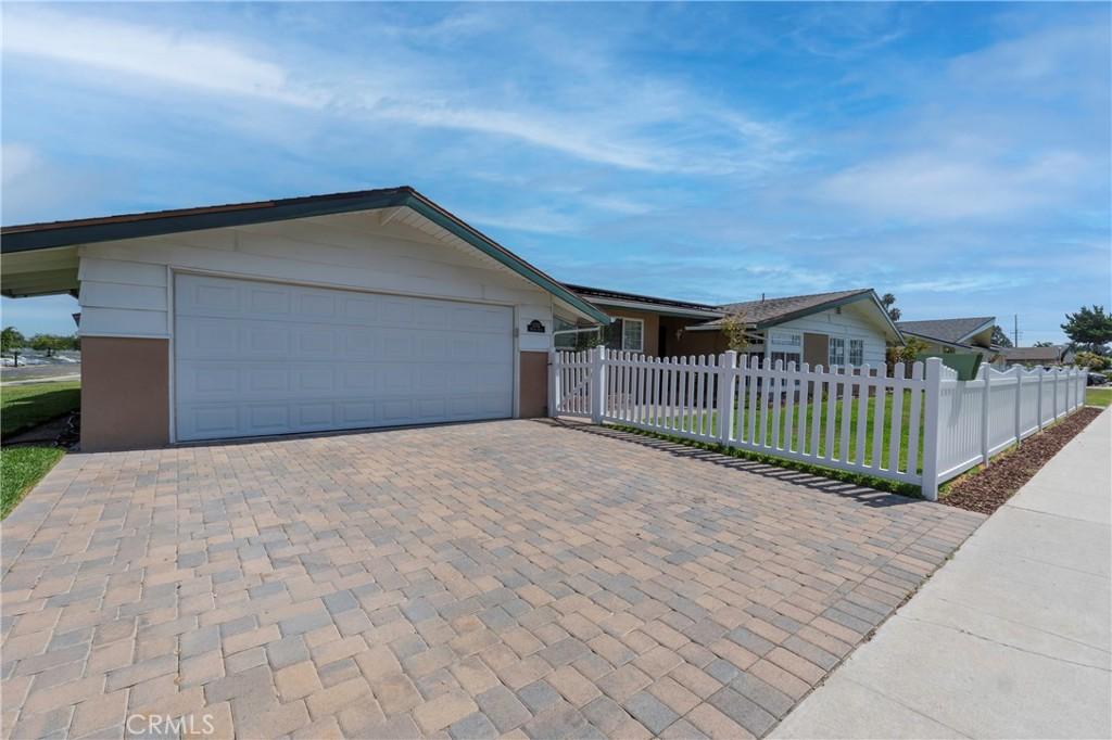 MLS #CV26142154 image #0